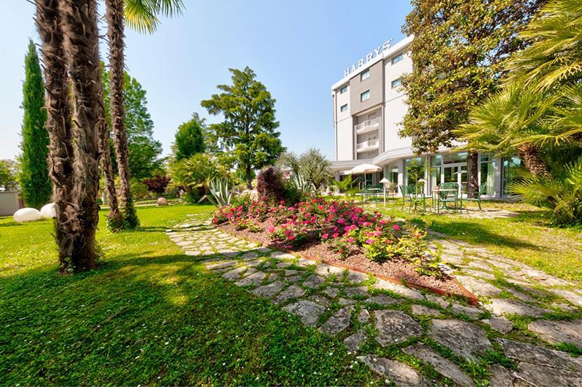 Hotel Harrys' Garden Abano Terme Exterior photo
