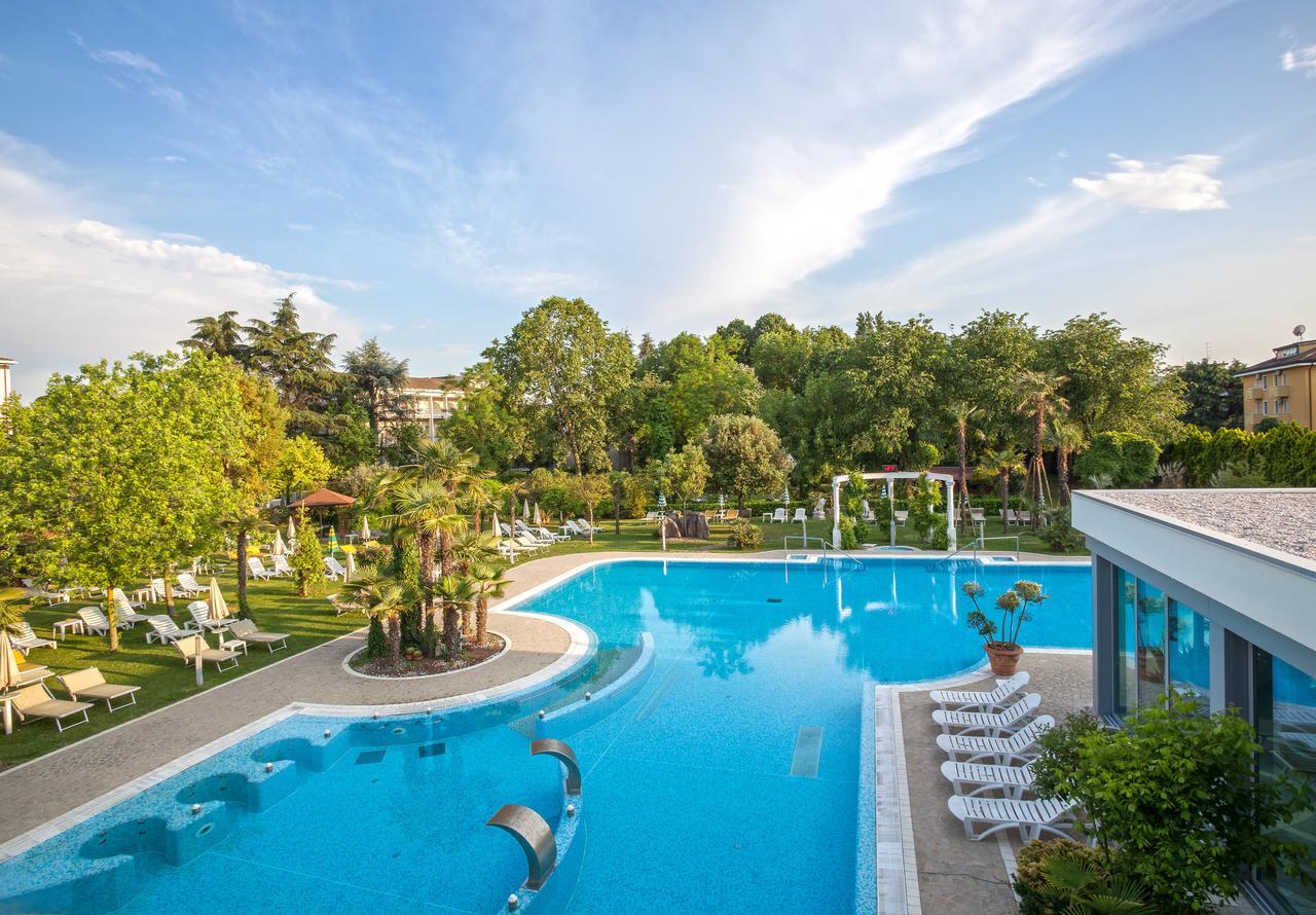 Hotel Harrys' Garden Abano Terme Exterior photo