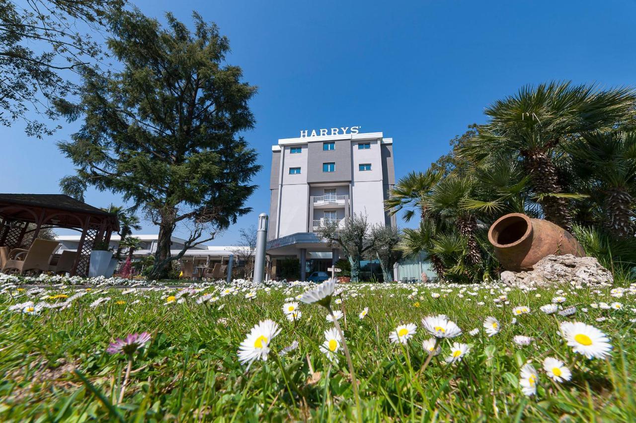Hotel Harrys' Garden Abano Terme Exterior photo